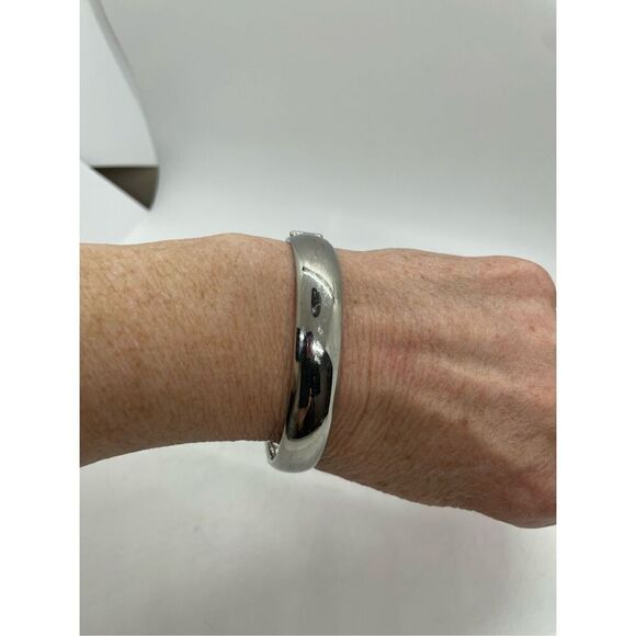 Bundle of 3 Bracelets Costume Jewelry Silver-tone - Picture 8 of 10